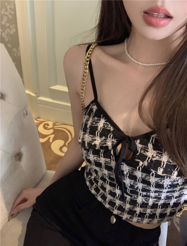 Real shot and real price small fragrant style camisole for women, high-end hot girl pure desire tube top bottoming short top