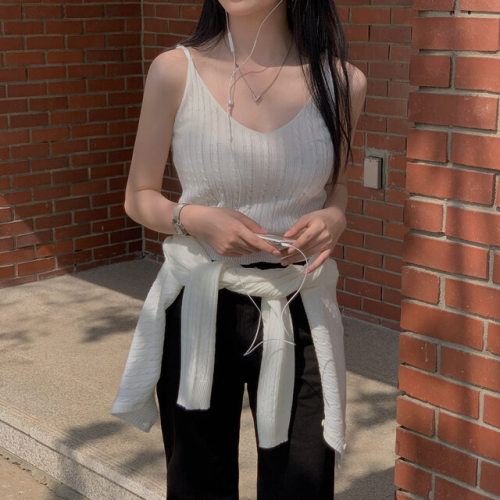 韩国chic春季新款法式简约吊带背心+针织开衫两件套