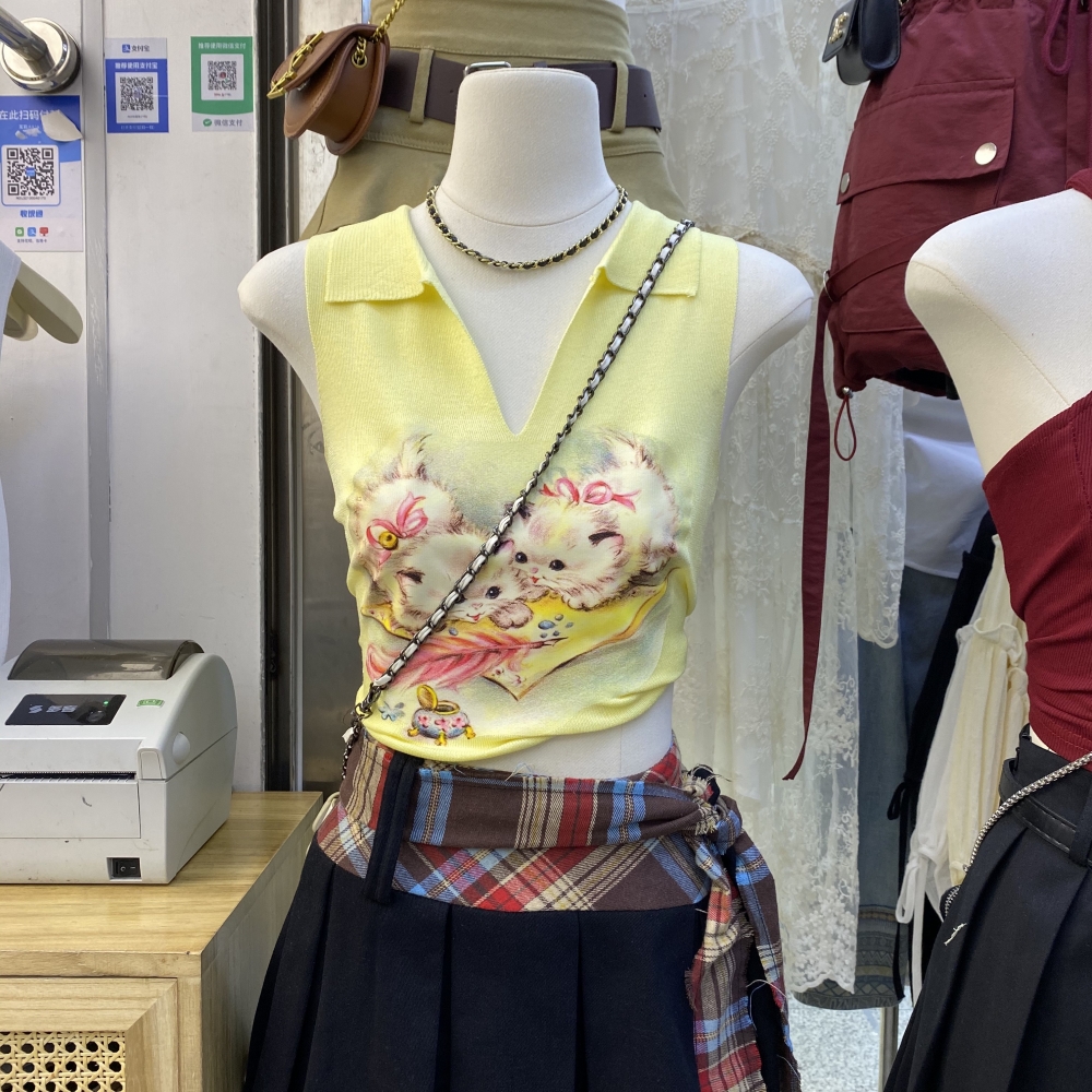 甜辣妹卡通印花無袖小背心女2024夏季新款修身短款多巴胺穿搭上衣