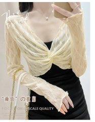 Sunscreen lace shawl for women, perfect for summer pairing with camisole dresses, can be worn over outerwear in autumn. Net fabric long-sleeved versatile women's jacket, suitable for both casual and formal occasions.