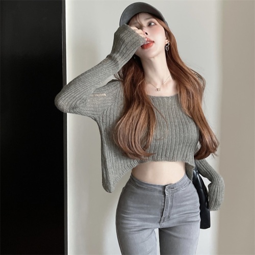 Actual shot and real price. Hot girl navel-baring sweater. Early autumn design basic blouse. Hollow long-sleeved top.
