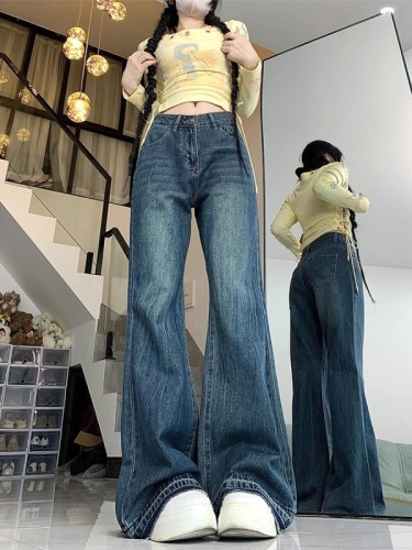 Large size retro micro-flare jeans for women in spring and autumn, fat mm, loose slimming high-waisted horseshoe straight wide-leg floor mopping pants