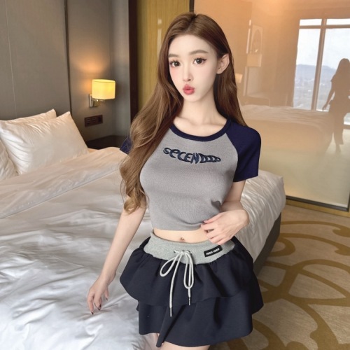 Real shot, real price, contrasting letter embroidered short-sleeved T-shirt, thin knitted top for niche hotties, for women