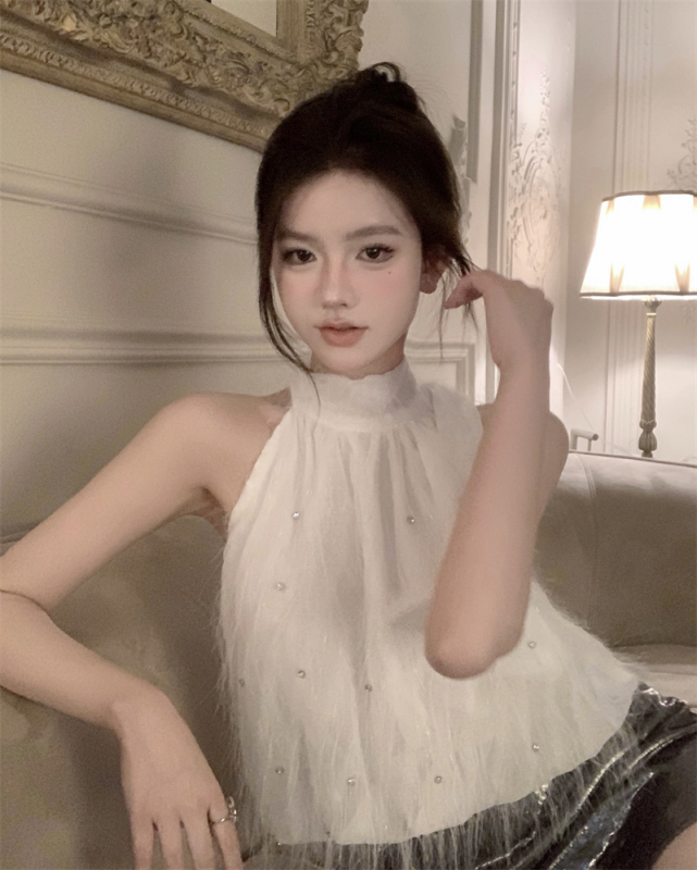 Actual shot and real price Pure desire sleeveless fringed furry diamond halterneck top shirt for women