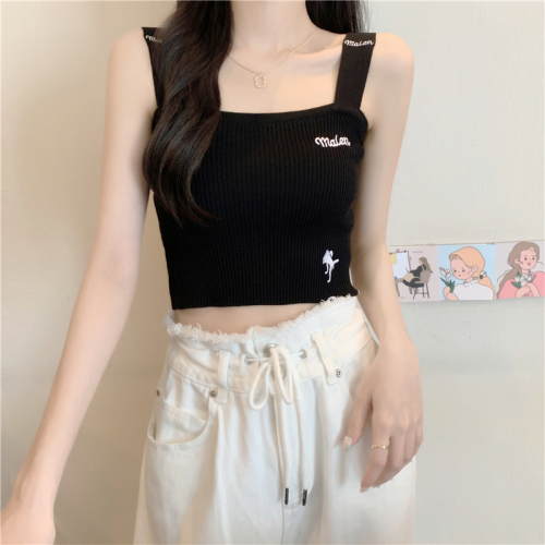 Actual shot of real-priced knitted vest for women  new style inner short small suspender Internet celebrity bottoming beautiful back outer top