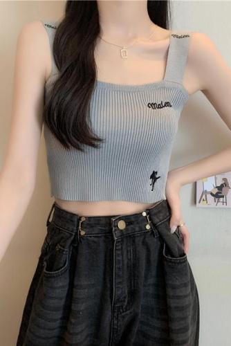 Actual shot of real-priced knitted vest for women  new style inner short small suspender Internet celebrity bottoming beautiful back outer top