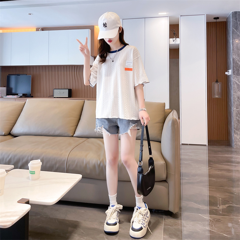 First real shot of 220g single-sided bubble flower 2023 summer new short-sleeved personalized T-shirt for women