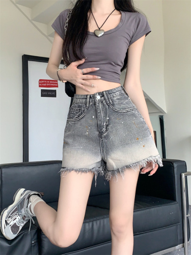 Real shot of denim shorts for women in summer  new retro high-waist slim design A-line wide-leg pants hot style