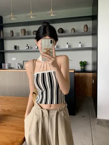 Real shot!  Vertical striped knitted vest for women summer new design short hot girl top 2475