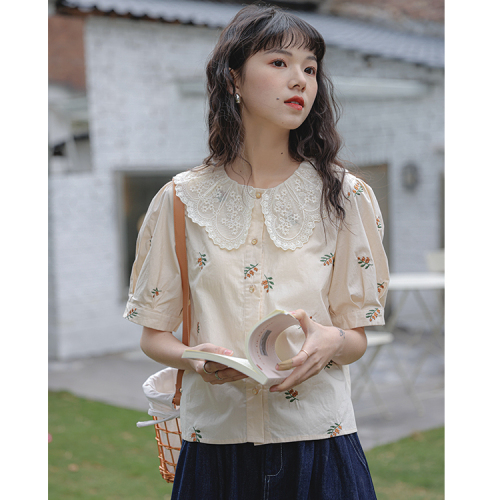 Real shot of small fresh summer new style exquisite embroidered doll collar loose retro shirt women's sweet loose top