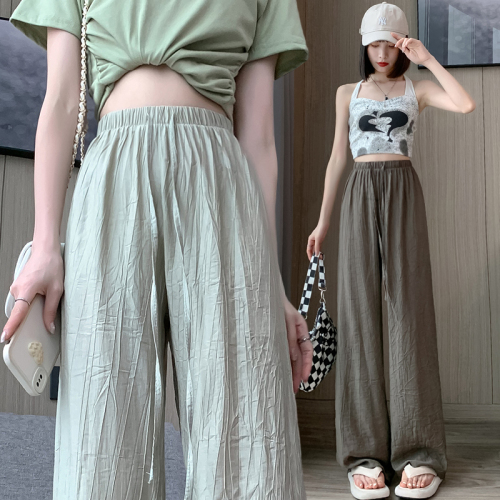 Real shot of pleated ice silk wide-leg pants for women in summer, thin high-waisted cool pants, straight-leg loose casual pants