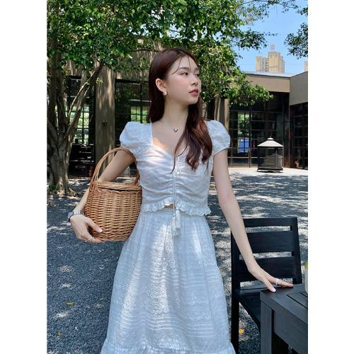Actual shot of 2023 new summer style French elegant solid color embroidered top + skirt two-piece women's fashion suit