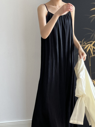 Actual shot Korean style simple drape suspender dress 2024 spring and summer new temperament fashionable pleated long skirt