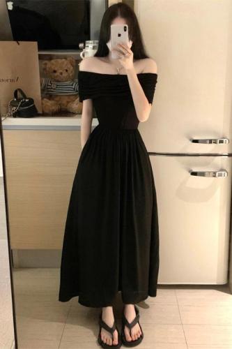 Actual shot and real price ~ French dress, high-end, socialite, one-shoulder, high-waisted, slimming, black mid-length skirt for women