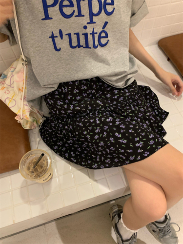 Floral Temperament Cake Skirt Slim A-Line Skirt + Versatile Letter T-Shirt