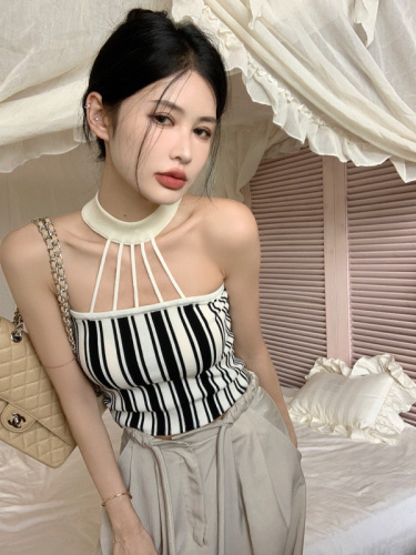 Real shot!  Vertical striped knitted vest for women summer new design short hot girl top 2475