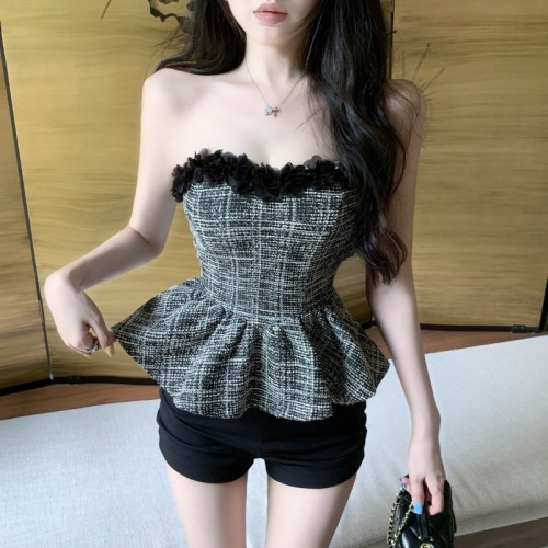 Real shot of Korean style hot style top tube top summer new style pure lust style lace hottie short tube top wrapped breasts for women