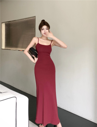 Actual shot of real-priced sexy hot girl slimming and slimming three-color butt-covering street elegant high-end A-line elastic suspender long skirt