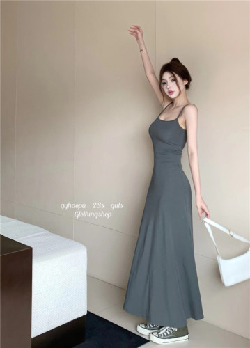 Actual shot of real-priced sexy hot girl slimming and slimming three-color butt-covering street elegant high-end A-line elastic suspender long skirt