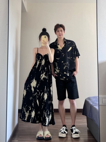 Real shot of couple's outfit, floral suspender dress, women's summer loose shirt, mid-length skirt, one dress and one skirt