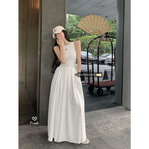French white new retro dress women's 2023 summer design niche long skirt waist slimming skirt