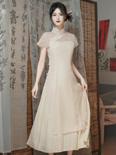 Actual shot of the new Chinese-style improved version of the cheongsam suit for women in summer, a cool dress with straps and a blouse, two-piece set