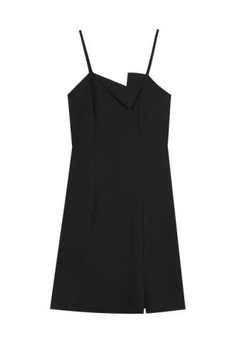 Sexy black suspender dress for women summer  new style with slim fit and hip-hugging A-line skirt