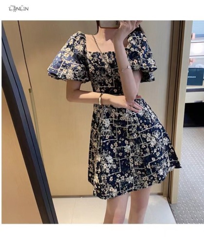 French floral dress women's summer  new ladylike temperament slim retro square neck puff sleeve skirt