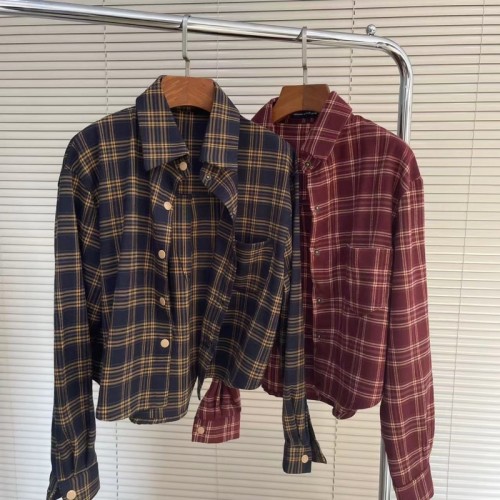 New plaid shirt jacket for women, loose long-sleeved layered design, retro casual plaid top trendy