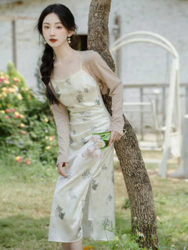 Real shot of Hyde Park style floral cheongsam style suspender dress spring new women's long skirt + jacket