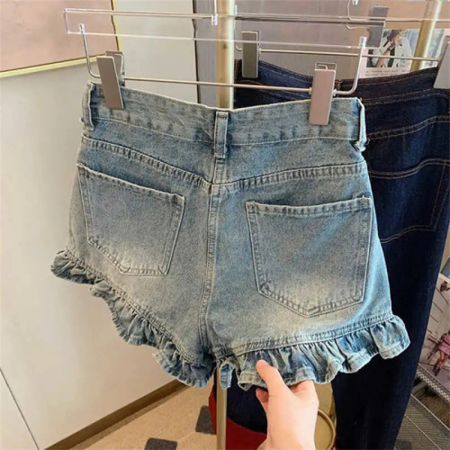 Retro heavy industry diamond-encrusted straight denim shorts for women summer 2024 new style small versatile slim high-waisted casual pants