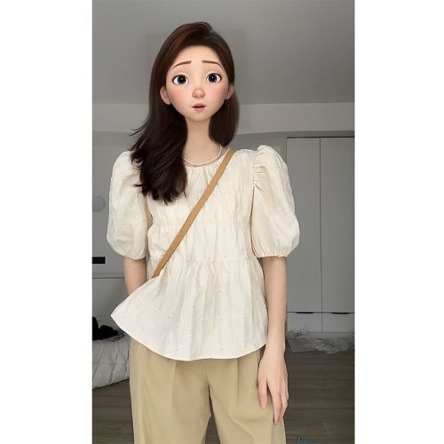 2024 new style slightly fat and slimming tea-style outfit, a complete set of high-end tops for women, summer royal sister forest style two-piece set