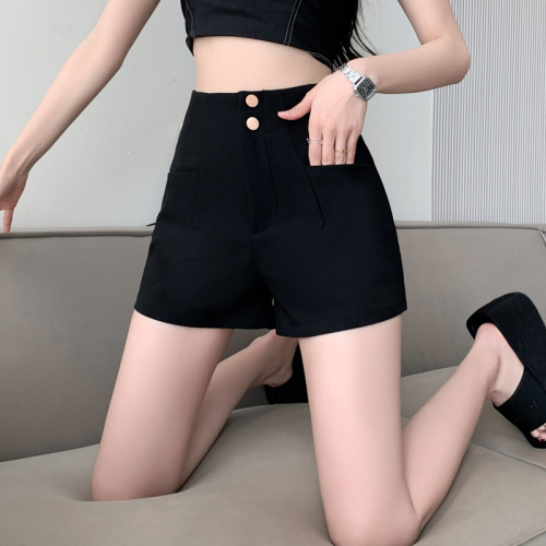 Real shot of black shorts for women 2022 summer new high-waisted loose slimming a-line hot girl summer ins\hot pants
