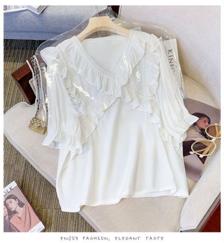 Very cute and sweet ruffled chiffon blouse for women, short-sleeved design, scheming v-neck top, fashionable blouse