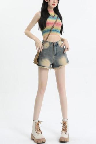 Real shot of retro hottie high-waisted slim straight pants for women with raw edges A-line denim shorts