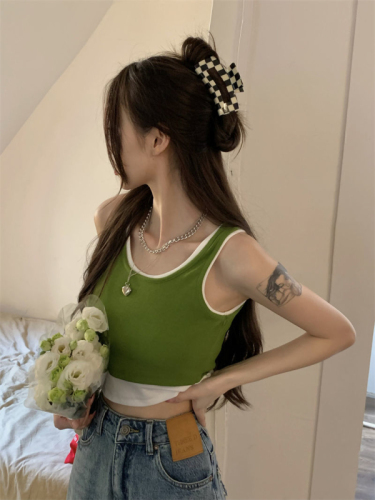 Hot girl design fake two-piece sports vest for women in summer niche green outer wear short bm navel suspender top