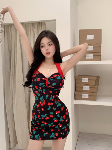 Actual shot and real price~Summer new style pure lust style halter neck suspender dress hot girl strap slim fit splicing hip wrap dress