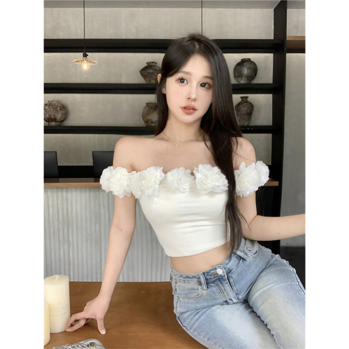Sweet hot girl camisole women's summer sleeveless sexy short one-shoulder clavicle three-dimensional flower top worn outside