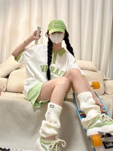 Casual sports suit for women summer new oversize trendy short-sleeved shorts students loose slimming two-piece set