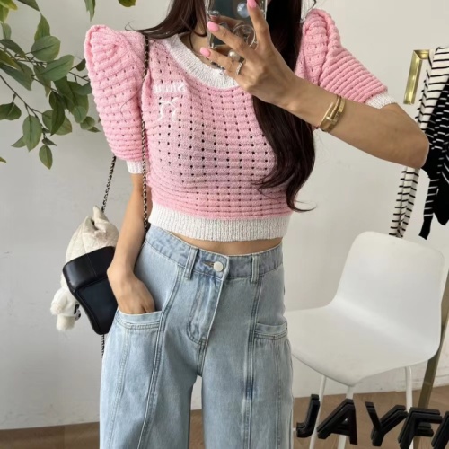 Spot 2024 summer new style slim fit and stylish minus letters jacquard puff sleeve short-sleeved sweater for women trendy