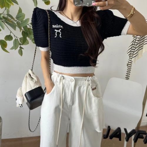 Spot 2024 summer new style slim fit and stylish minus letters jacquard puff sleeve short-sleeved sweater for women trendy