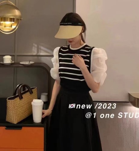2024 new summer Korean style elegant mesh puff sleeve splicing short-sleeved top for women