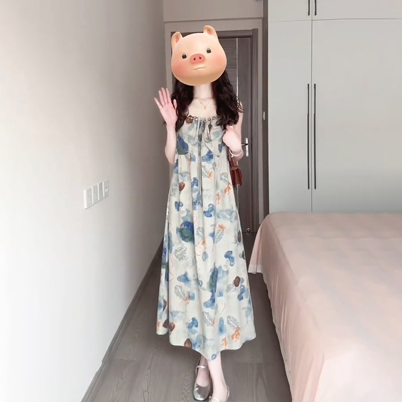 UVPU 藍色水墨吊帶裙女2024春夏扎染水墨藍色度假風氣質顯白裙子