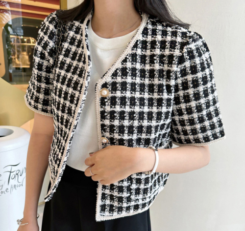 Korean ins style spring and summer V-neck retro pearl plaid tweed short-sleeved suit jacket small cardigan for women