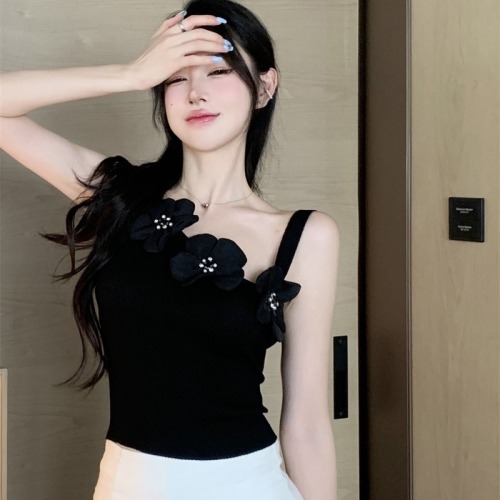 Sexy and discreet slimming camisole women's fashionable irregular bottoming shirt retro three-dimensional flower off-shoulder top