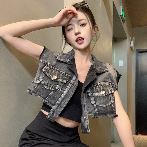 Real shot!  Hot girl short navel-baring sleeveless raw edge denim vest vest American retro sweet and cool style versatile