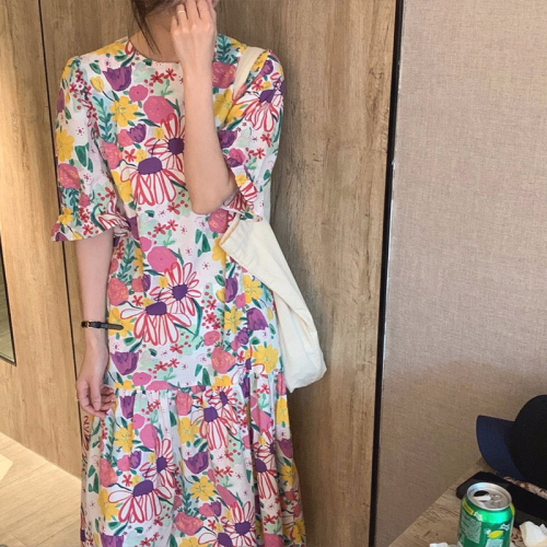 韩国夏天长裙气质法式设计感碎花裙女休闲沙漏型身材连衣裙夏