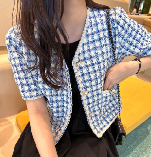 Korean ins style spring and summer V-neck retro pearl plaid tweed short-sleeved suit jacket small cardigan for women