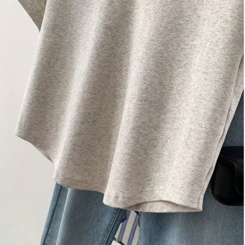 灰色爱心v领短袖t恤女夏季2024新款小个子半袖短款正肩polo衫上衣