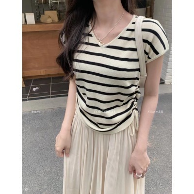 forever23 Korean style V-neck waist and side pleated design fashionable sweater spring and summer versatile top